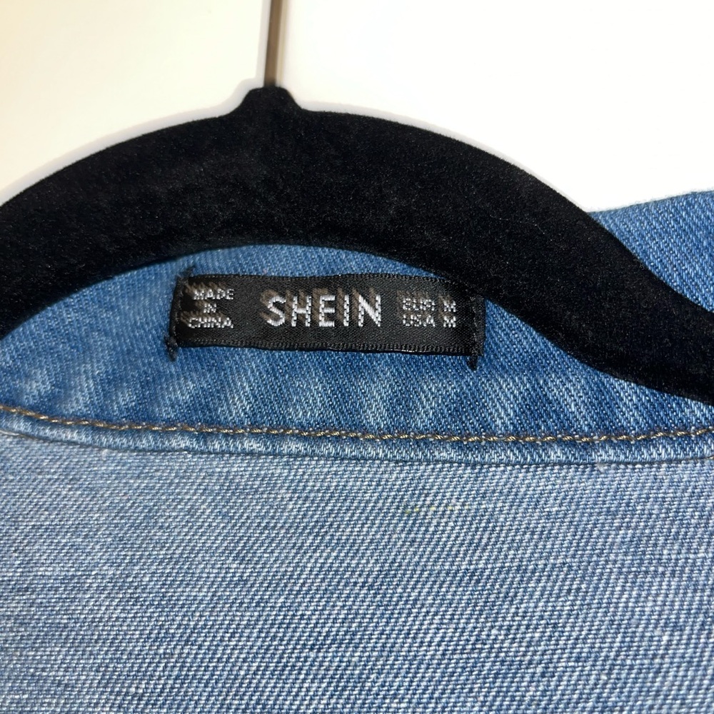 Crop Jean Jacket - Picture 3 of 4